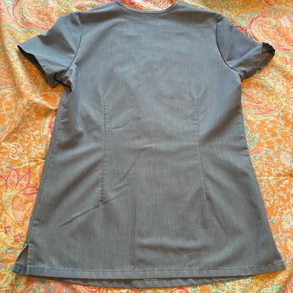 FIGS Catarina one pocket Scrub top size XXS Heather Blue - Picture 8 of 12